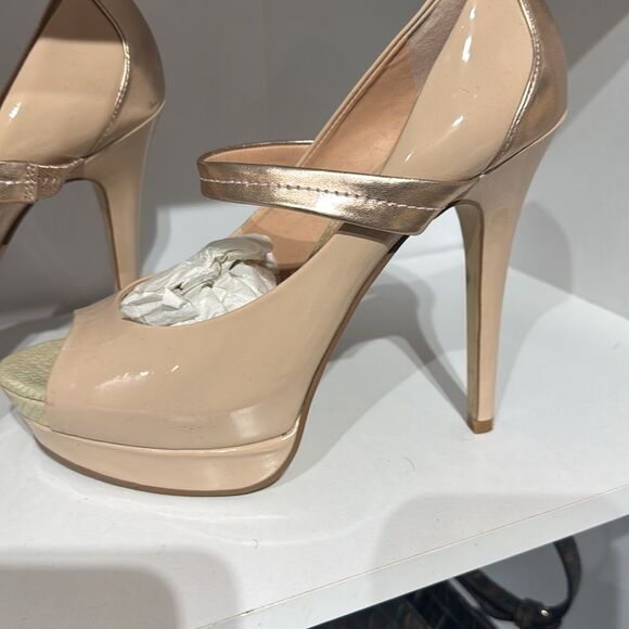 Jessica Simpson Nude Peep-Toe Platform Heels - Picture 2 of 3